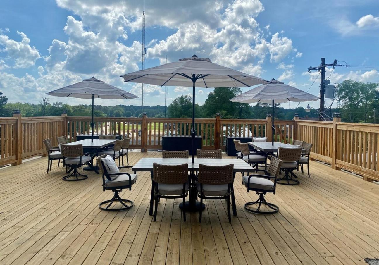 Chipley'S Squareview Inn Carthage Екстериор снимка