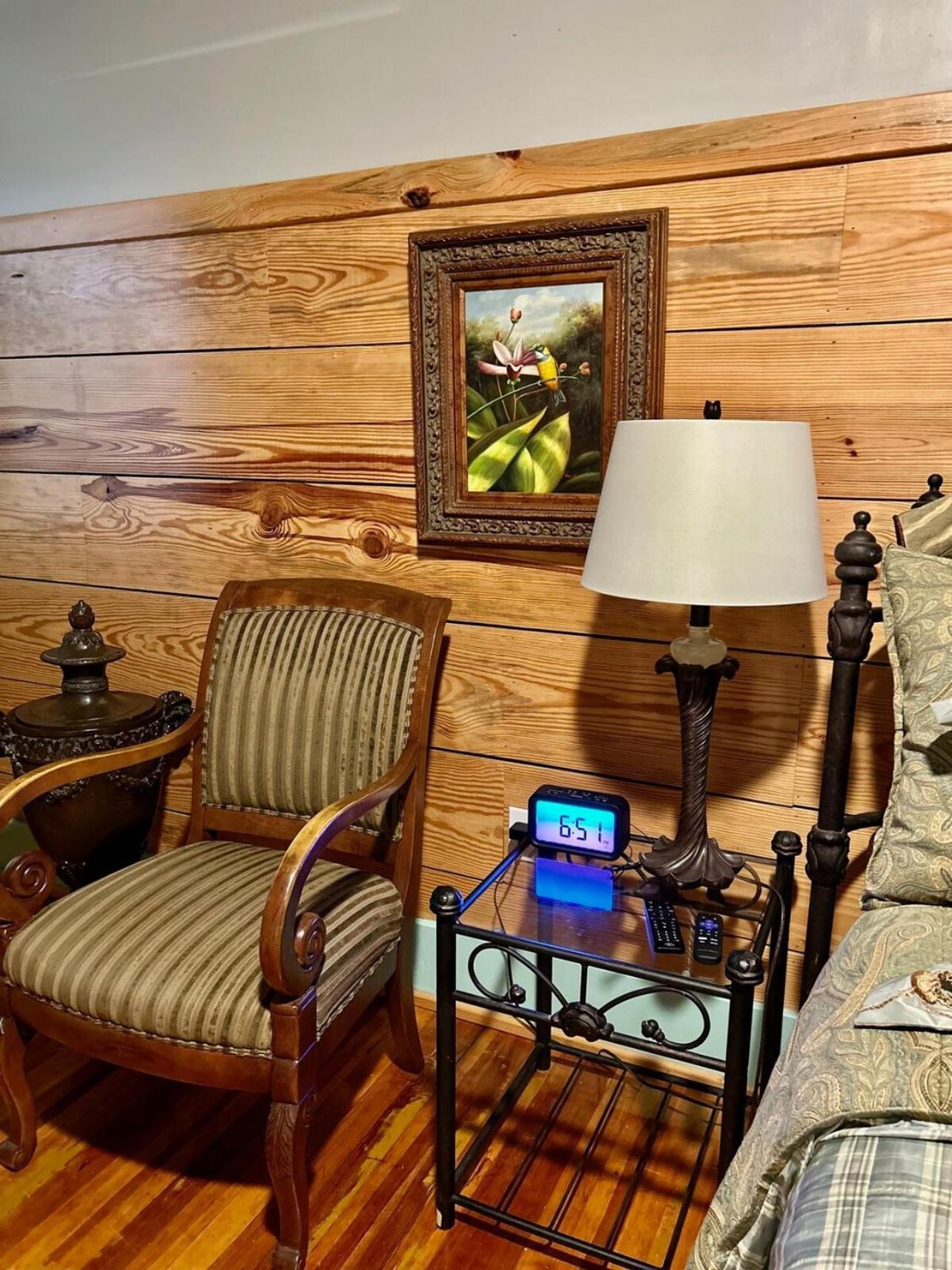 Chipley'S Squareview Inn Carthage Екстериор снимка